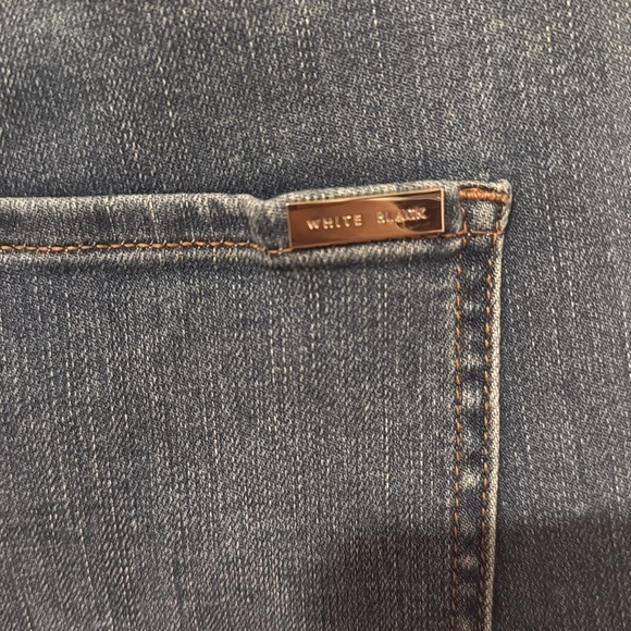 NWT White House Black Market Skinny Flare High Rise Everyday Soft Denim Jean 14L - Picture 5 of 15